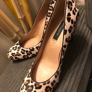 ⚡️FLASH SALE⚡️Ann Taylor Leopard Heels